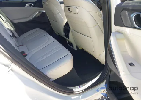 2024 BMW X6 xDrive40I из США, поврежденный, VIN 5UX33EX01R9U30683